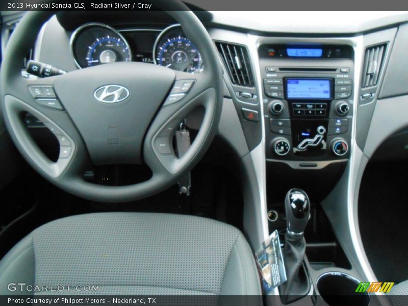Radiant Silver / Gray 2013 Hyundai Sonata GLS