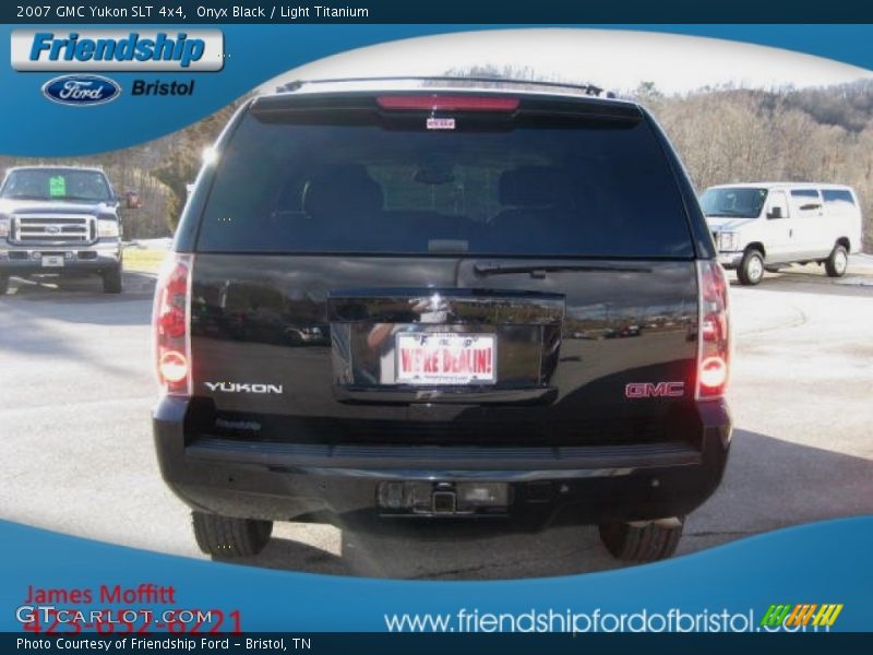 Onyx Black / Light Titanium 2007 GMC Yukon SLT 4x4