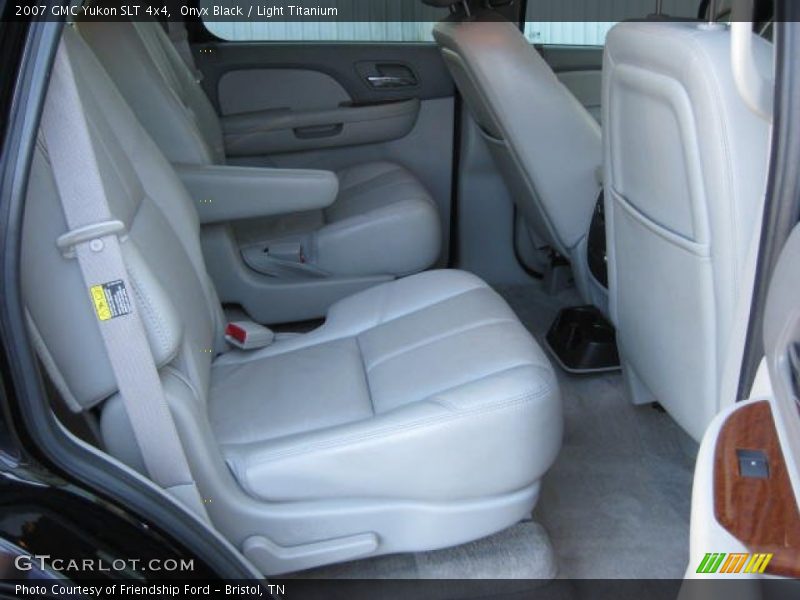 Onyx Black / Light Titanium 2007 GMC Yukon SLT 4x4
