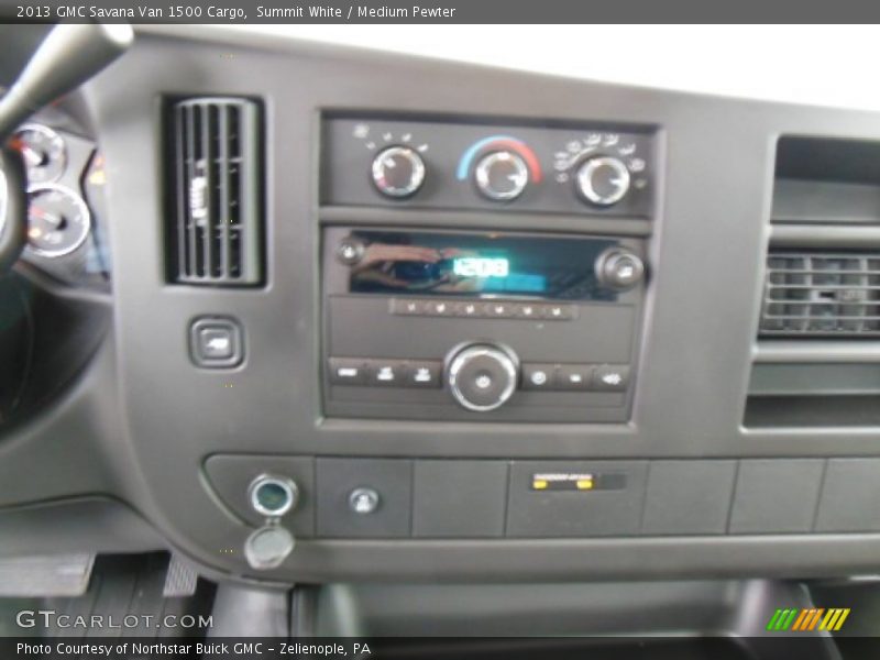 Summit White / Medium Pewter 2013 GMC Savana Van 1500 Cargo