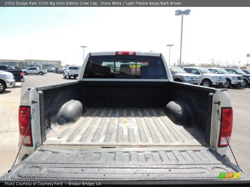 Stone White / Light Pebble Beige/Bark Brown 2009 Dodge Ram 1500 Big Horn Edition Crew Cab