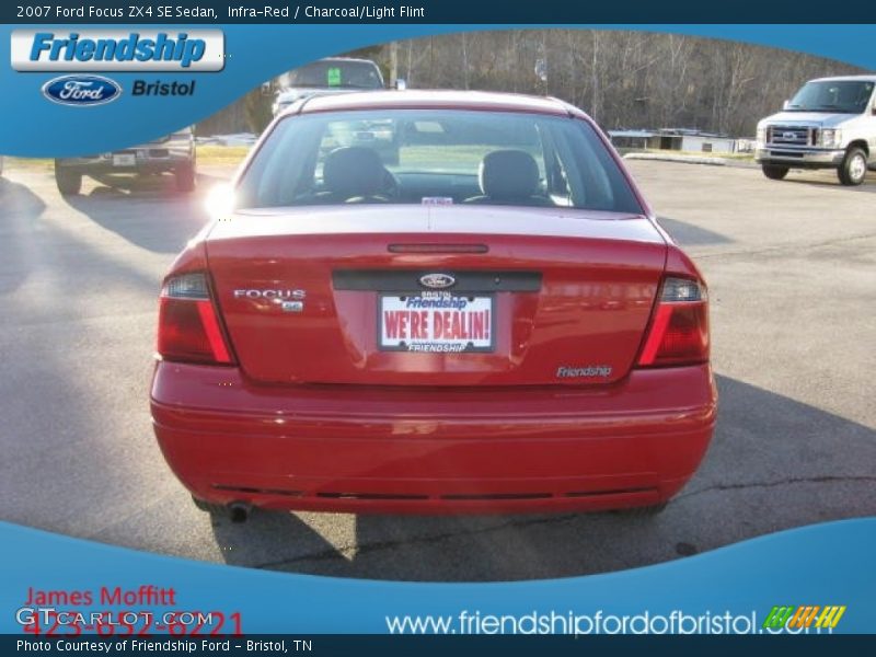 Infra-Red / Charcoal/Light Flint 2007 Ford Focus ZX4 SE Sedan