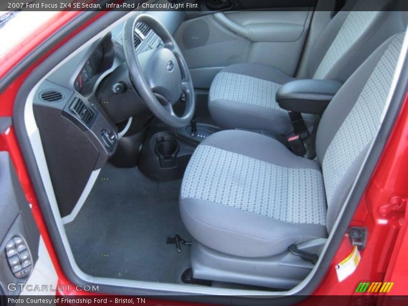  2007 Focus ZX4 SE Sedan Charcoal/Light Flint Interior