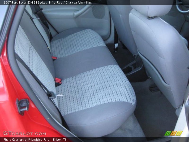 Infra-Red / Charcoal/Light Flint 2007 Ford Focus ZX4 SE Sedan