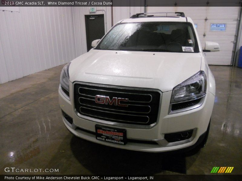 White Diamond Tricoat / Cocoa Dune 2013 GMC Acadia SLT