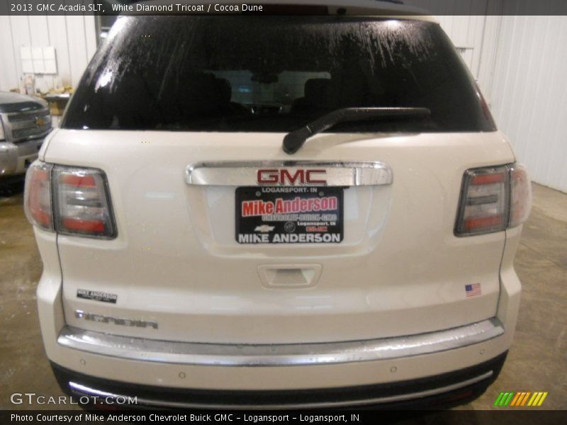 White Diamond Tricoat / Cocoa Dune 2013 GMC Acadia SLT