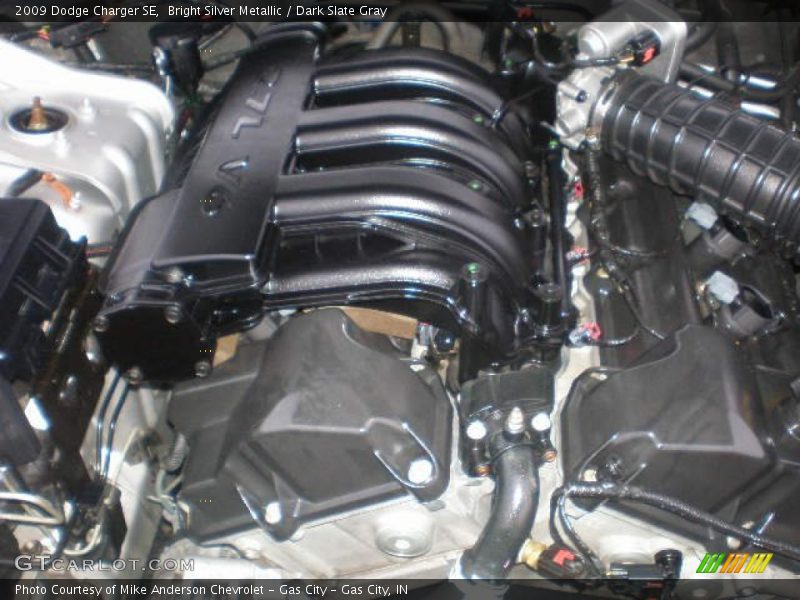 Bright Silver Metallic / Dark Slate Gray 2009 Dodge Charger SE
