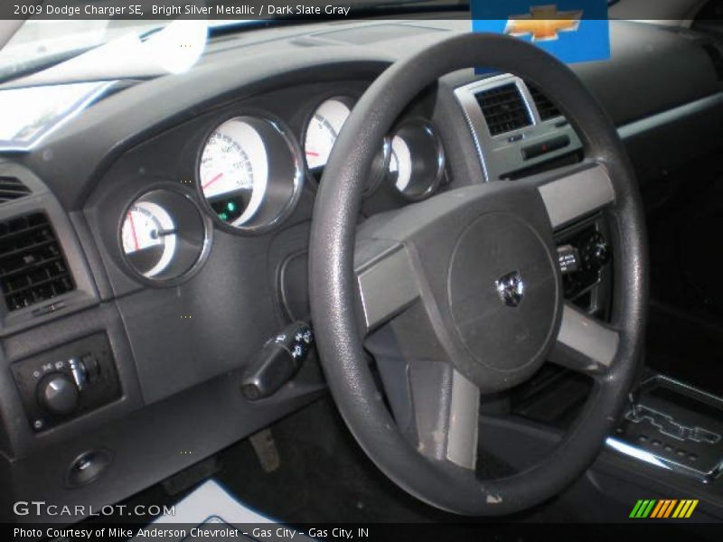 Bright Silver Metallic / Dark Slate Gray 2009 Dodge Charger SE