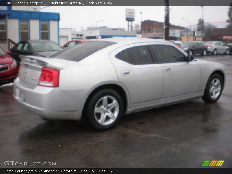 Bright Silver Metallic / Dark Slate Gray 2009 Dodge Charger SE