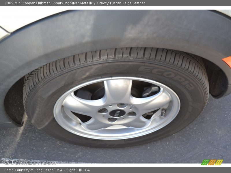 Sparkling Silver Metallic / Gravity Tuscan Beige Leather 2009 Mini Cooper Clubman