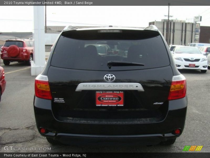 Black / Sand Beige 2010 Toyota Highlander Limited 4WD