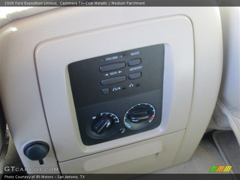 Cashmere Tri-Coat Metallic / Medium Parchment 2006 Ford Expedition Limited
