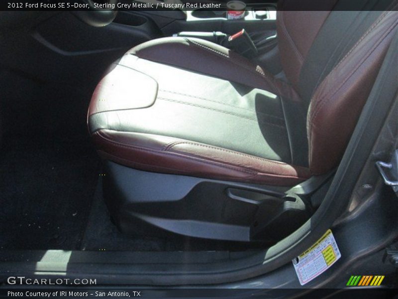 Sterling Grey Metallic / Tuscany Red Leather 2012 Ford Focus SE 5-Door