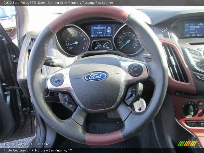  2012 Focus SE 5-Door Steering Wheel