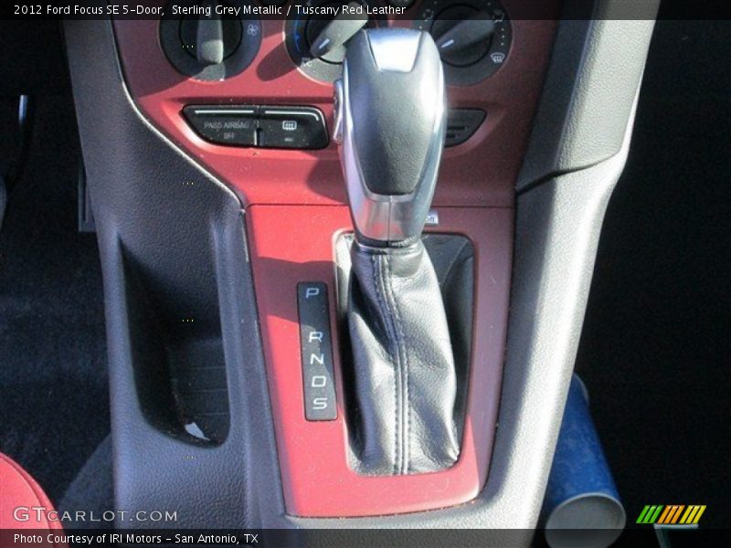  2012 Focus SE 5-Door 5 Speed Manual Shifter