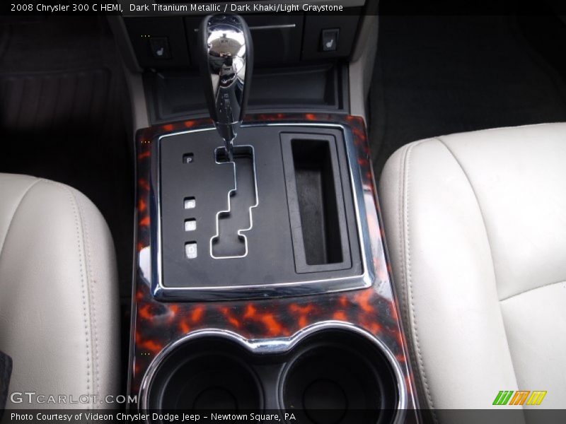 2008 300 C HEMI 5 Speed Automatic Shifter