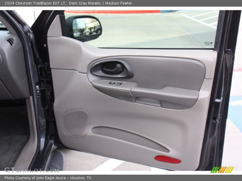 Door Panel of 2004 TrailBlazer EXT LT