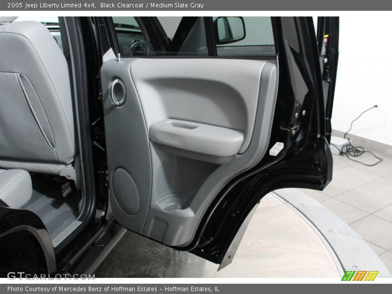 Black Clearcoat / Medium Slate Gray 2005 Jeep Liberty Limited 4x4