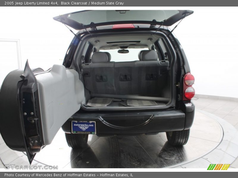 Black Clearcoat / Medium Slate Gray 2005 Jeep Liberty Limited 4x4