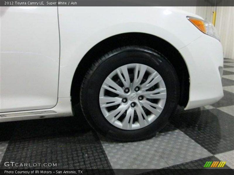 Super White / Ash 2012 Toyota Camry LE