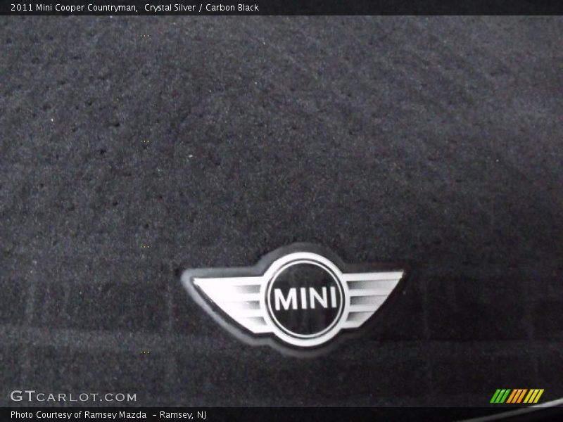 Crystal Silver / Carbon Black 2011 Mini Cooper Countryman
