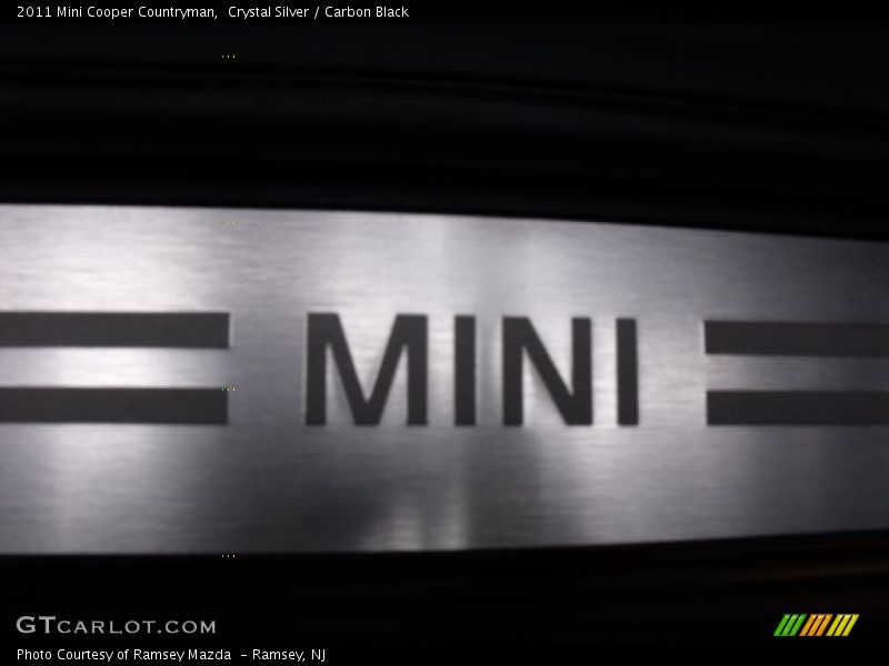 Crystal Silver / Carbon Black 2011 Mini Cooper Countryman