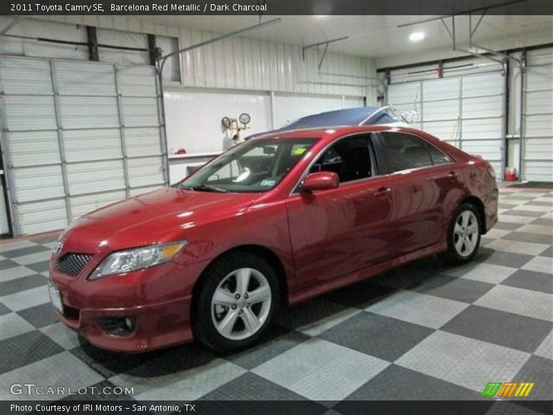 Barcelona Red Metallic / Dark Charcoal 2011 Toyota Camry SE