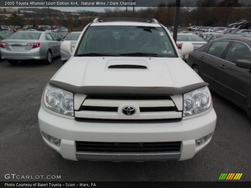 Natural White / Dark Charcoal 2005 Toyota 4Runner Sport Edition 4x4