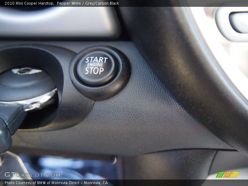 Pepper White / Grey/Carbon Black 2010 Mini Cooper Hardtop