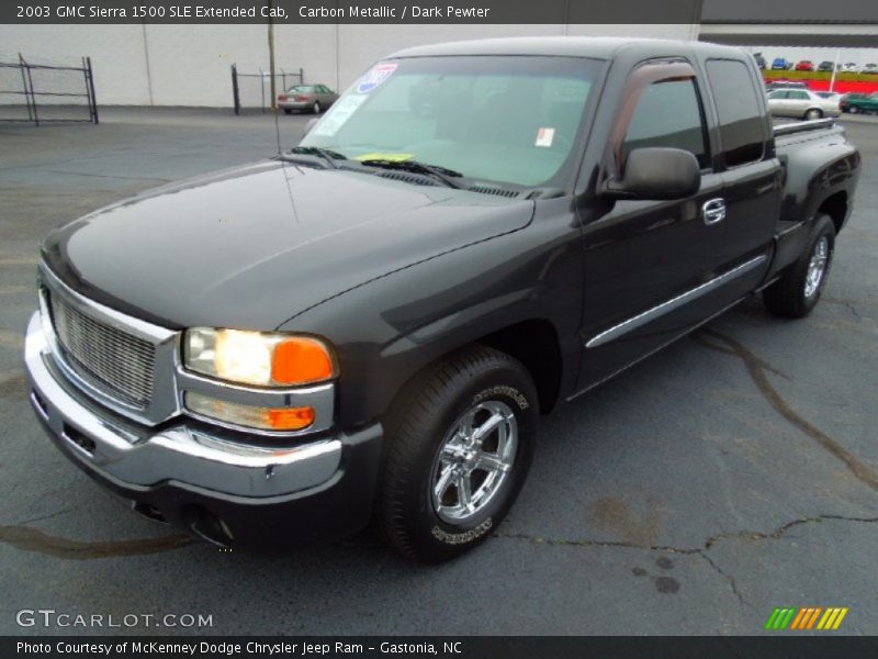 Front 3/4 View of 2003 Sierra 1500 SLE Extended Cab