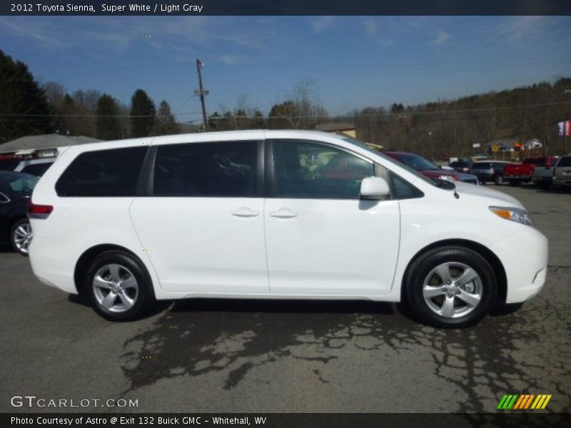 Super White / Light Gray 2012 Toyota Sienna