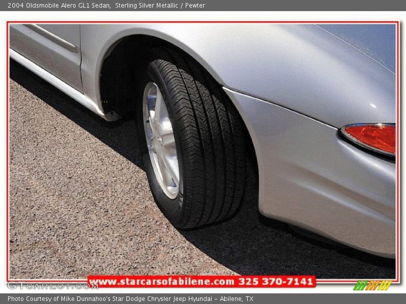 Sterling Silver Metallic / Pewter 2004 Oldsmobile Alero GL1 Sedan