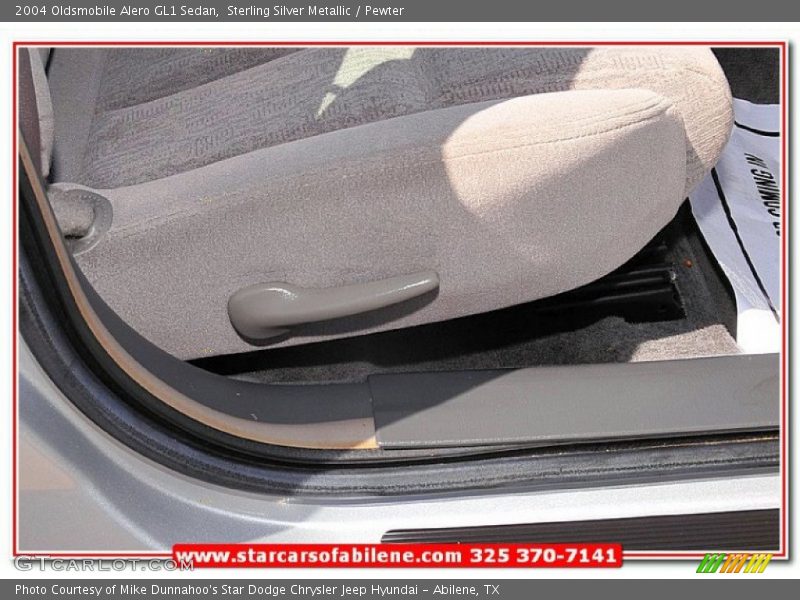 Sterling Silver Metallic / Pewter 2004 Oldsmobile Alero GL1 Sedan
