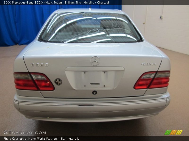 Brilliant Silver Metallic / Charcoal 2000 Mercedes-Benz E 320 4Matic Sedan