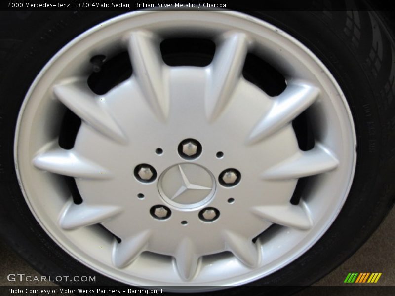 Brilliant Silver Metallic / Charcoal 2000 Mercedes-Benz E 320 4Matic Sedan