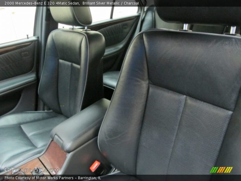 Brilliant Silver Metallic / Charcoal 2000 Mercedes-Benz E 320 4Matic Sedan