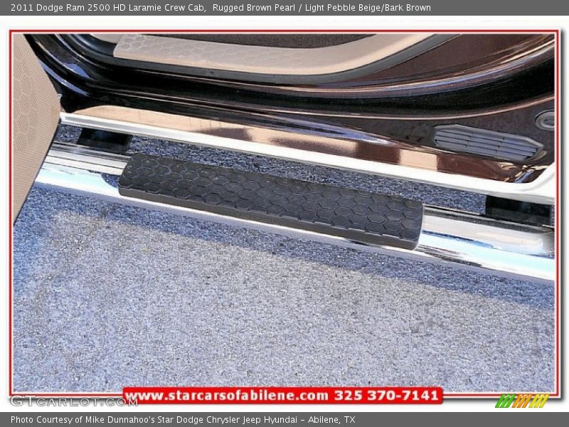 Rugged Brown Pearl / Light Pebble Beige/Bark Brown 2011 Dodge Ram 2500 HD Laramie Crew Cab