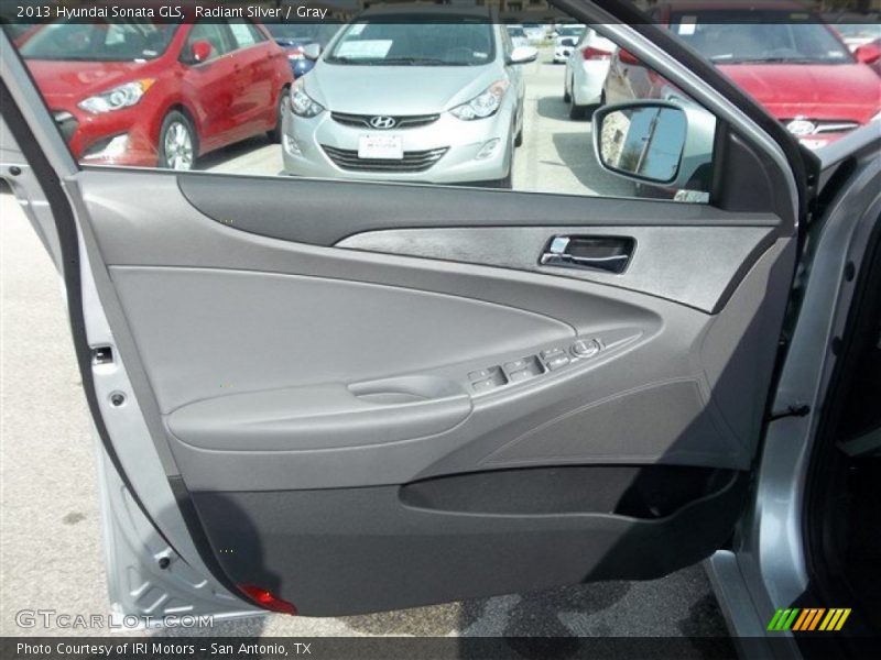 Radiant Silver / Gray 2013 Hyundai Sonata GLS