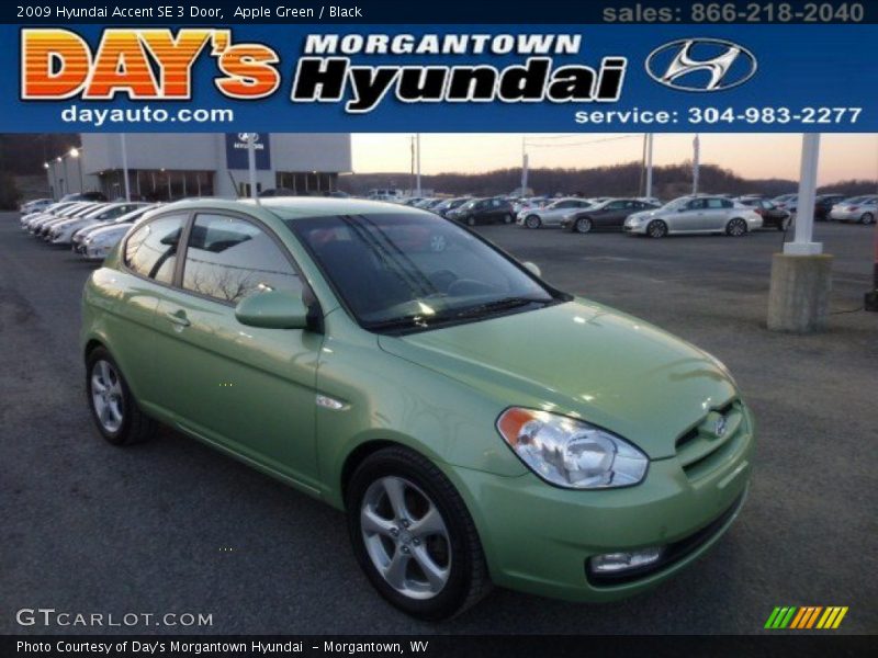 Apple Green / Black 2009 Hyundai Accent SE 3 Door