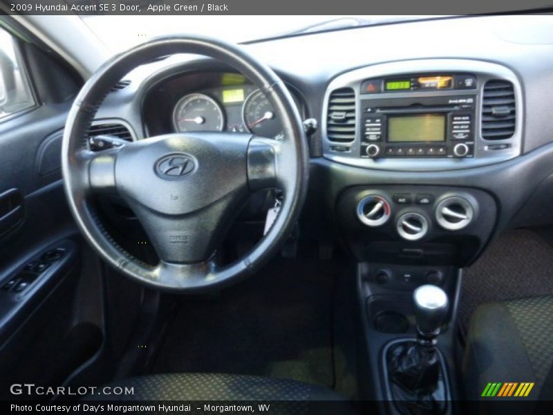 Dashboard of 2009 Accent SE 3 Door