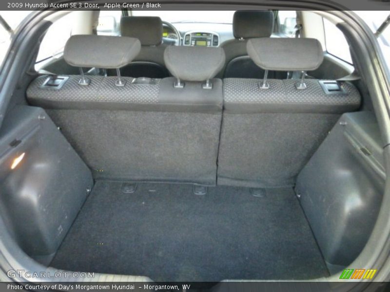  2009 Accent SE 3 Door Trunk