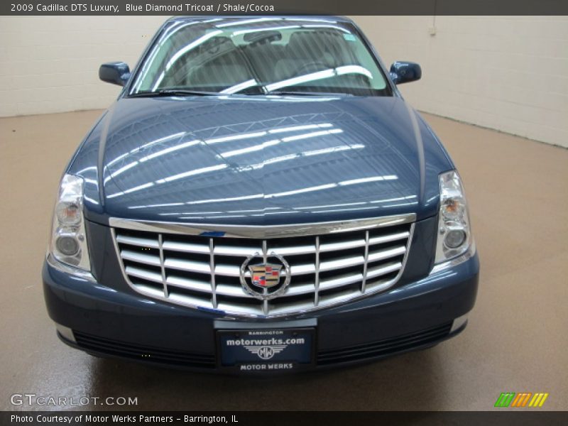 Blue Diamond Tricoat / Shale/Cocoa 2009 Cadillac DTS Luxury
