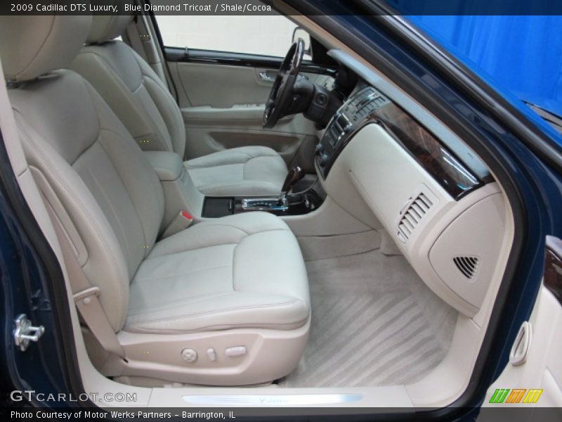 Front Seat of 2009 DTS Luxury