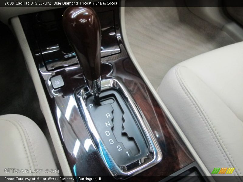  2009 DTS Luxury 4 Speed Automatic Shifter