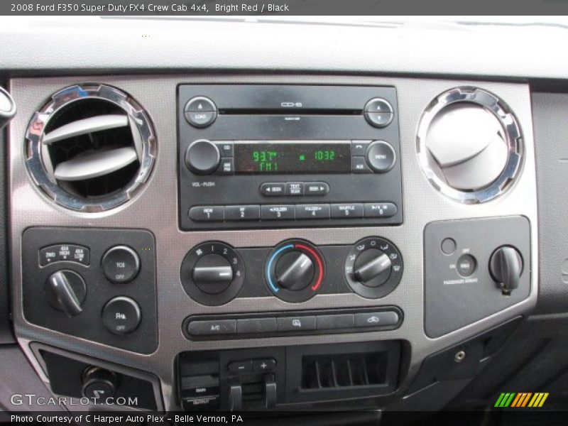 Controls of 2008 F350 Super Duty FX4 Crew Cab 4x4