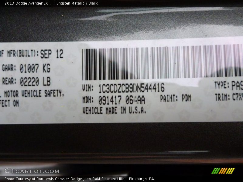 Tungsten Metallic / Black 2013 Dodge Avenger SXT