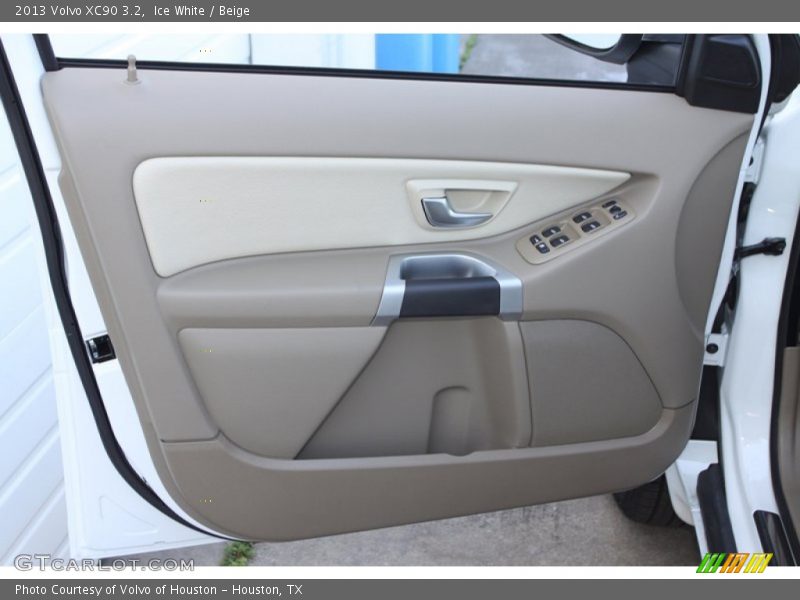 Ice White / Beige 2013 Volvo XC90 3.2