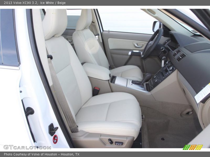 Ice White / Beige 2013 Volvo XC90 3.2