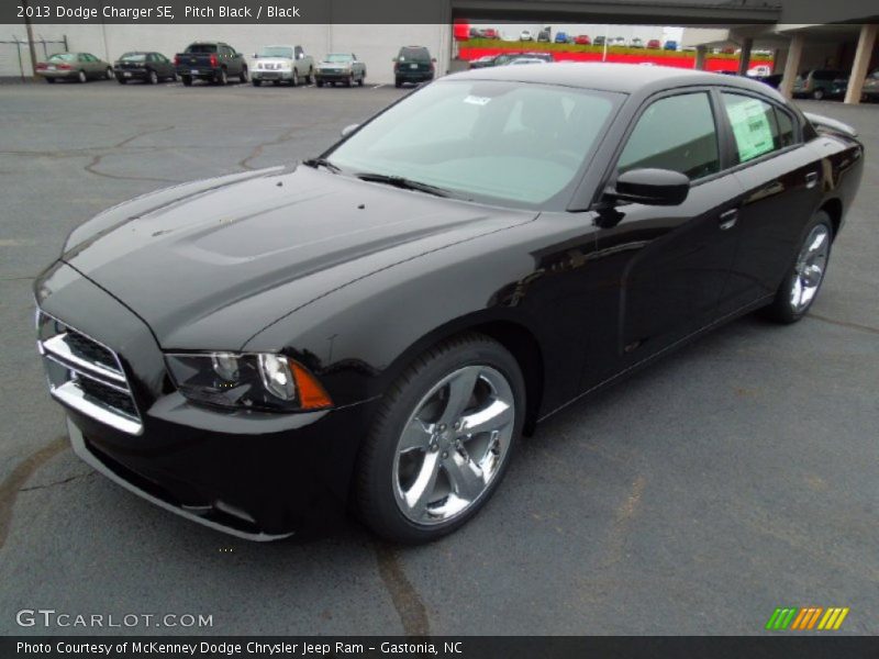 Pitch Black / Black 2013 Dodge Charger SE