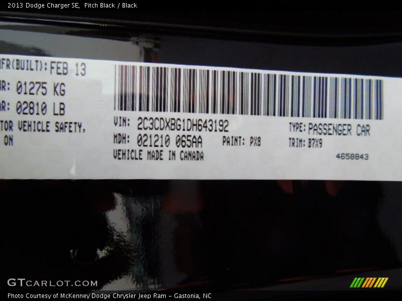 Pitch Black / Black 2013 Dodge Charger SE